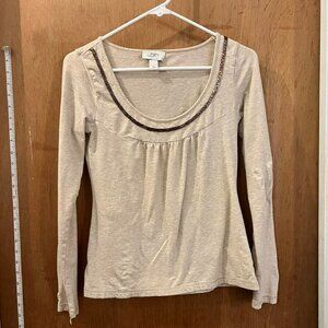 🐻Size XS - Loft - Tan Long Sleeve Knit Pullover w/Beaded Design